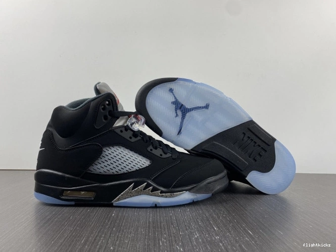 845035-003 5 (2016) Black Retro Jordan Metallic 1206